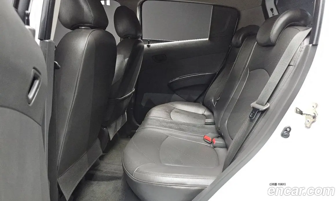 Chevrolet Spark 2013 1.0 автомат (гидро), фото 17
