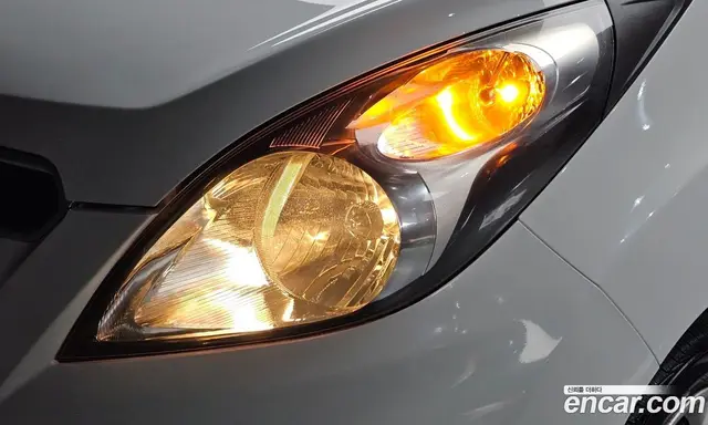 Chevrolet Spark 2013 1.0 автомат (гидро), миниатюра 7