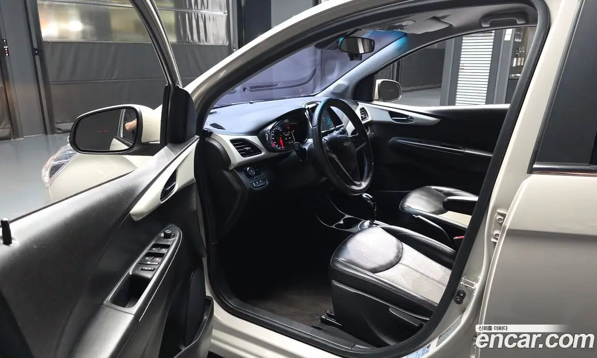 Chevrolet Spark 2016 1.0 автомат (гидро), фото 13