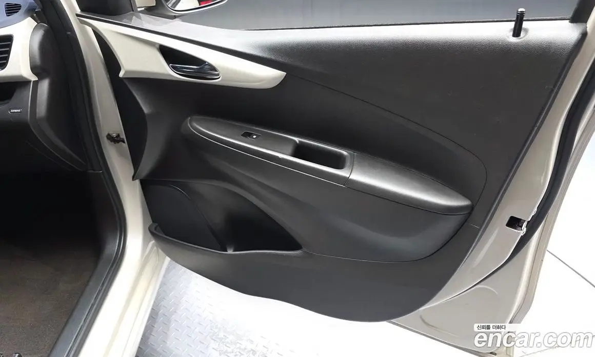 Chevrolet Spark 2016 1.0 автомат (гидро), фото 14