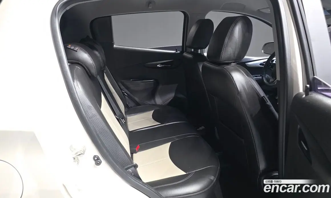 Chevrolet Spark 2016 1.0 автомат (гидро), фото 18