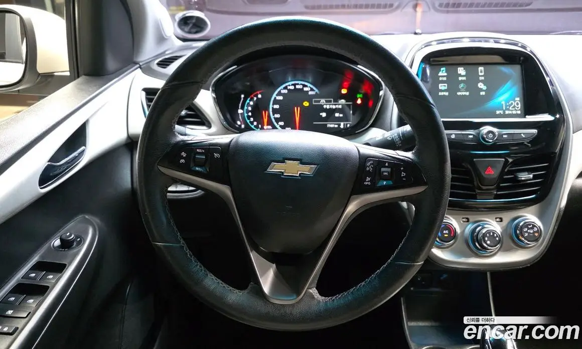 Chevrolet Spark 2016 1.0 автомат (гидро), фото 19