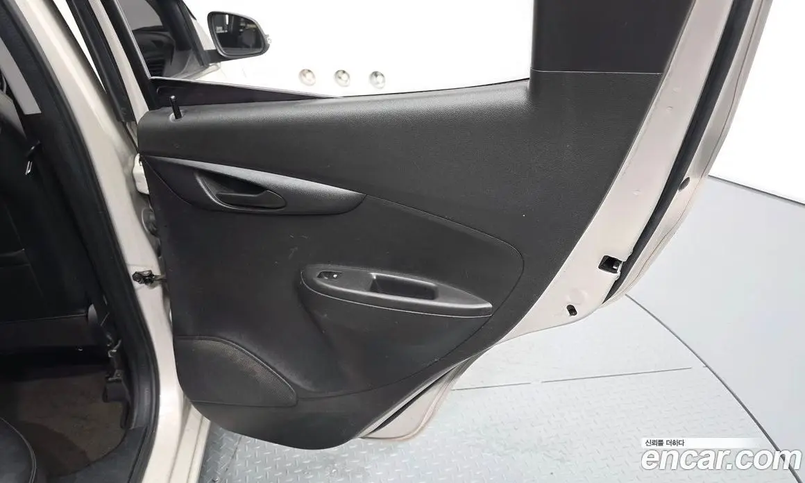 Chevrolet Spark 2016 1.0 автомат (гидро), фото 15