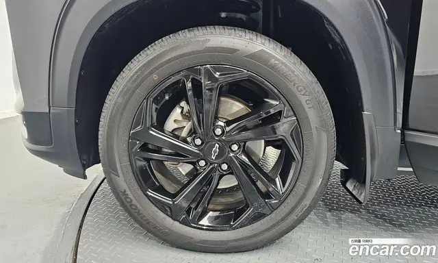 Chevrolet TrailBlazer 2022 1.3 автомат (гидро), миниатюра 5