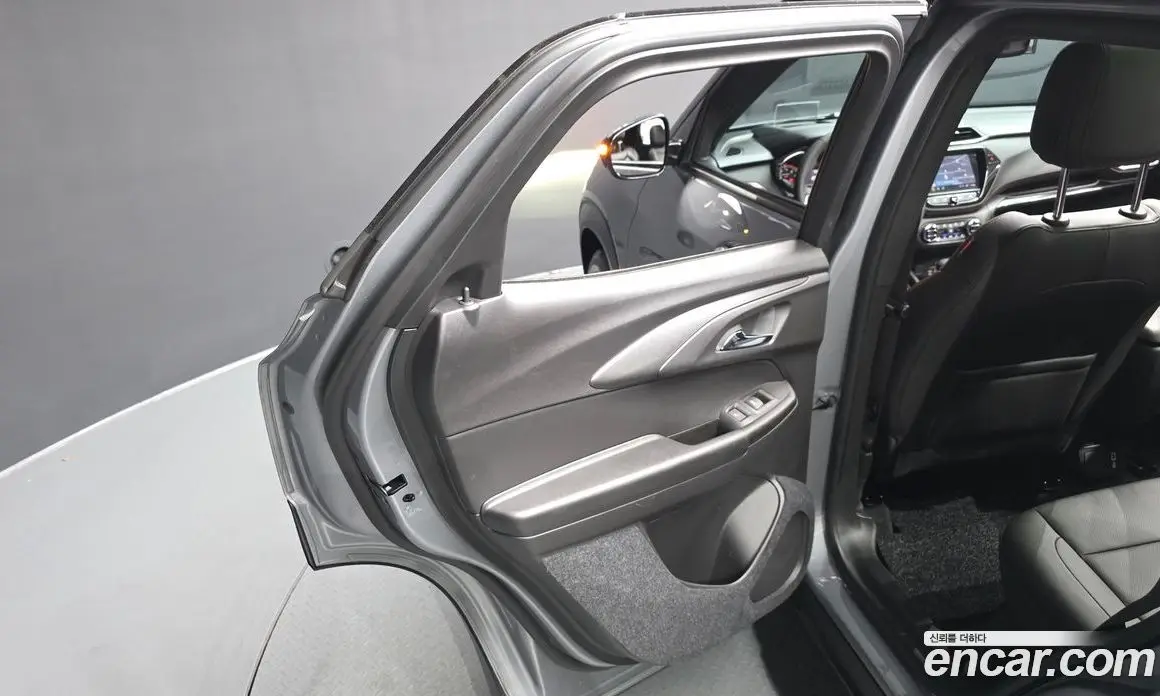 Chevrolet TrailBlazer 2023 1.3 автомат (гидро), фото 14