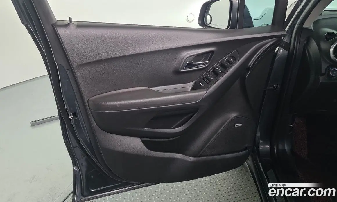Chevrolet Trax 2015 1.6 автомат (гидро), фото 14