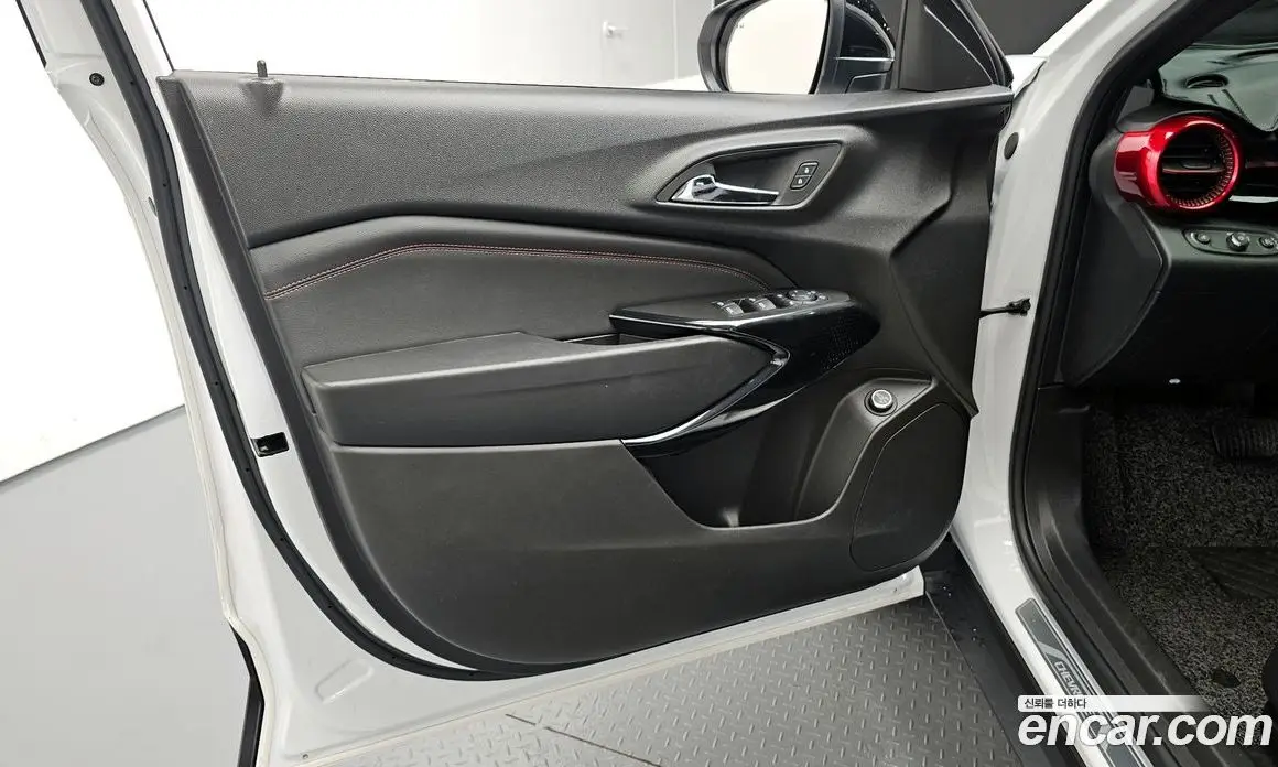 Chevrolet Trax 2024 1.2 автомат (гидро), фото 14