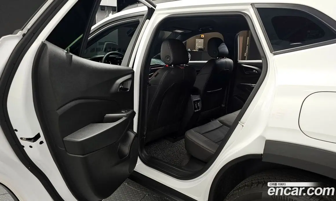 Chevrolet Trax 2024 1.2 автомат (гидро), фото 18