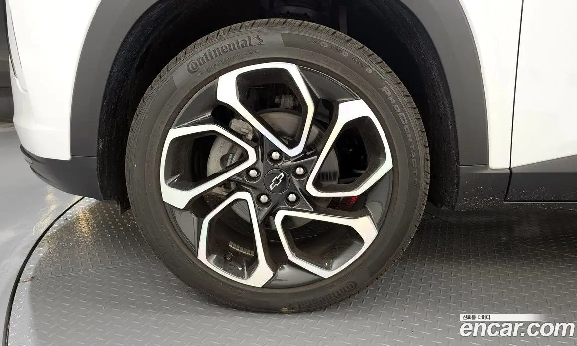 Chevrolet Trax 2024 1.2 автомат (гидро), фото 5