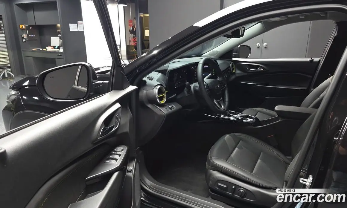 Chevrolet Trax 2024 1.2 автомат (гидро), фото 13