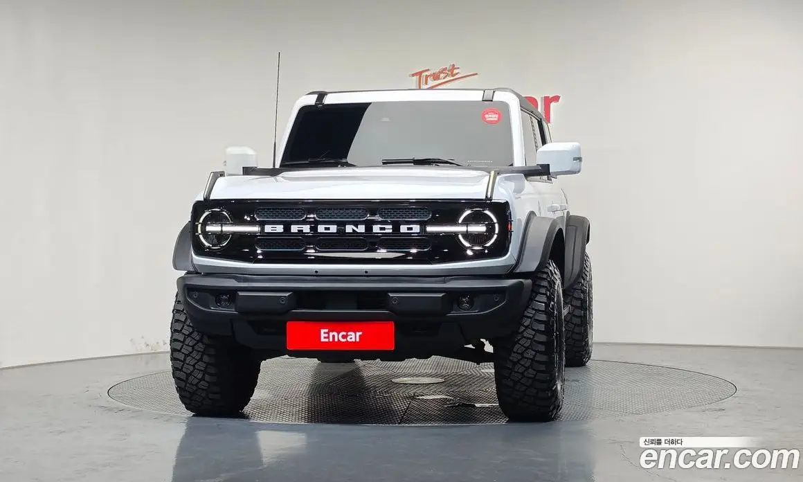 Ford Bronco 2023 2.7 автомат (гидро), фото 3