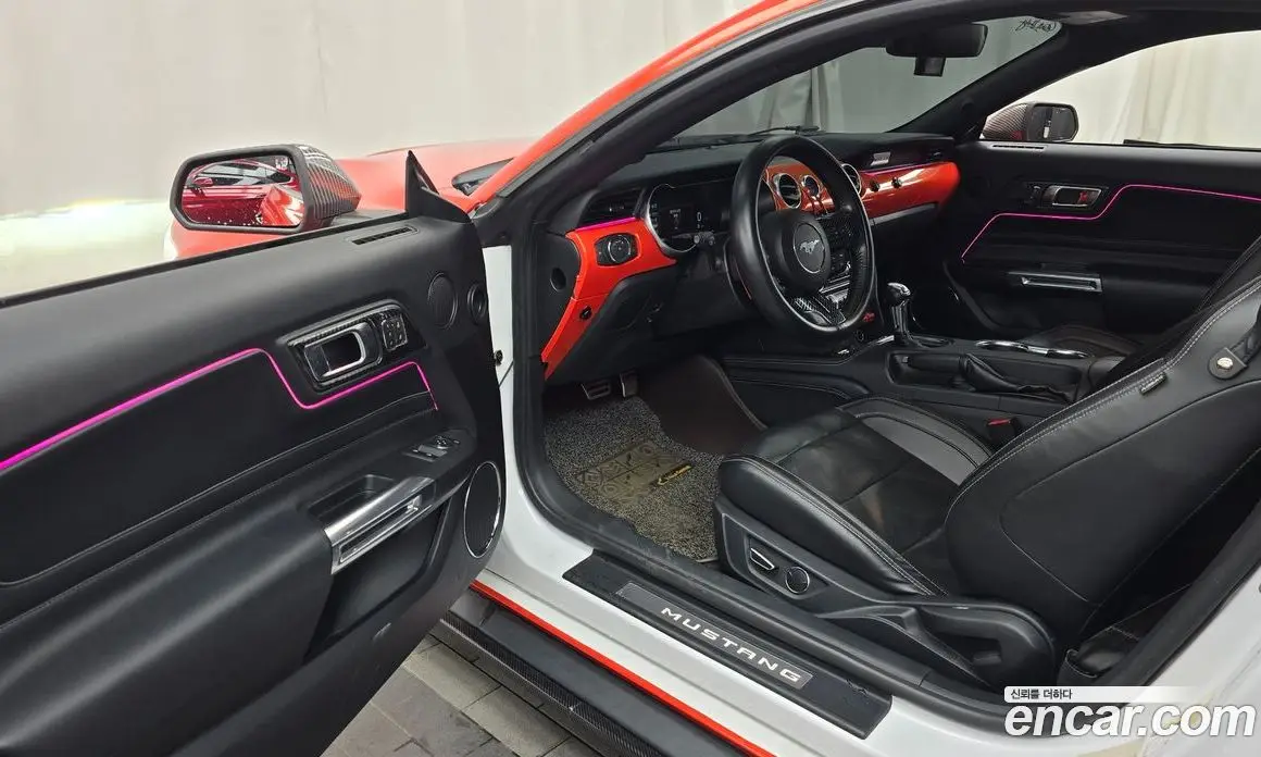 Ford Mustang 2018 2.3 автомат (гидро), фото 13 Ford Mustang 2018 2.3 автомат (гидро), фото 13