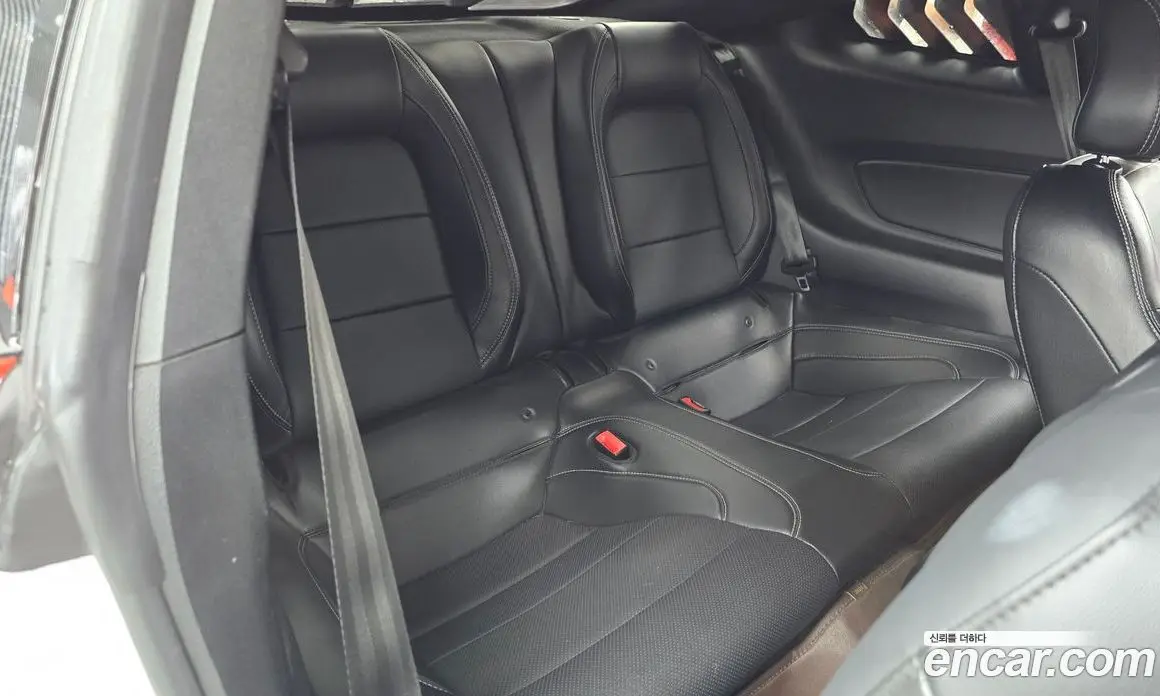 Ford Mustang 2018 2.3 автомат (гидро), фото 17 Ford Mustang 2018 2.3 автомат (гидро), фото 17