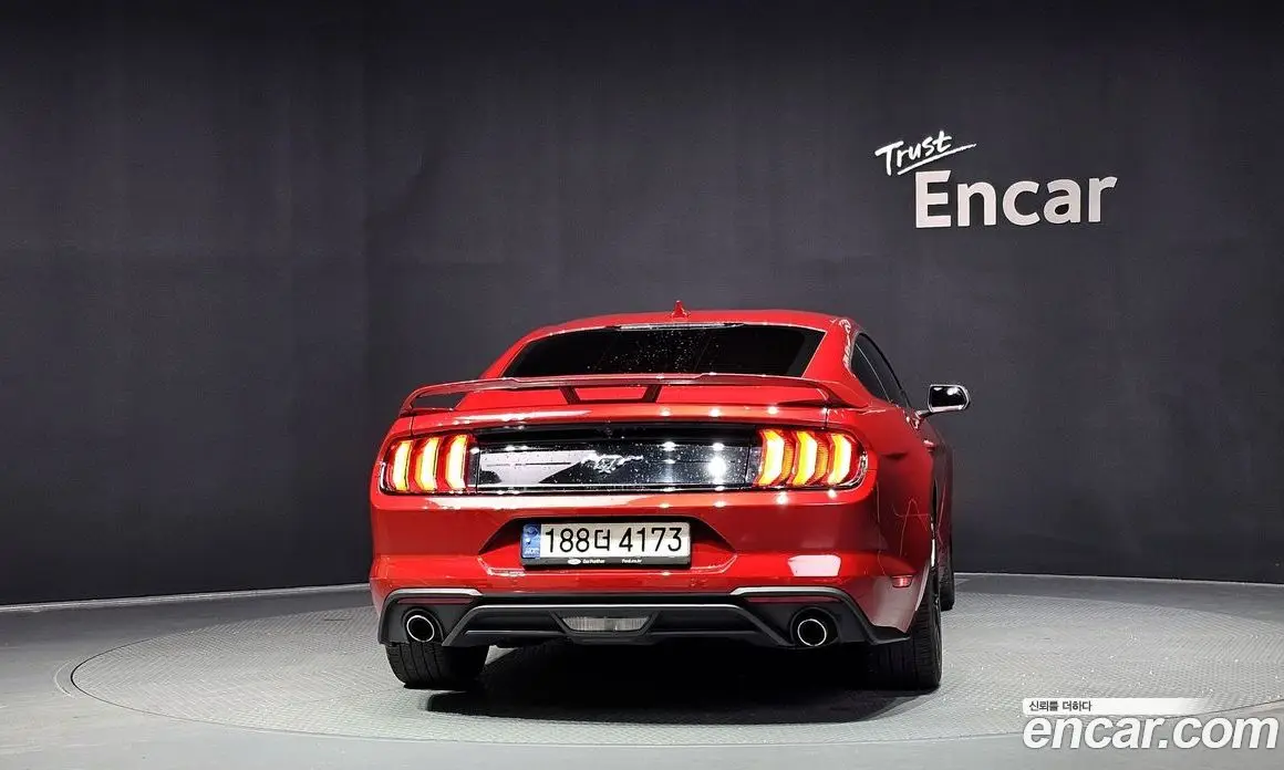 Ford Mustang 2022 2.3 автомат (гидро), фото 4 Ford Mustang 2022 2.3 автомат (гидро), фото 4