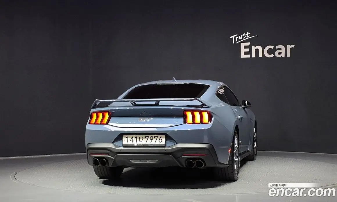 Ford Mustang 2024 5.0 автомат (гидро), фото 4