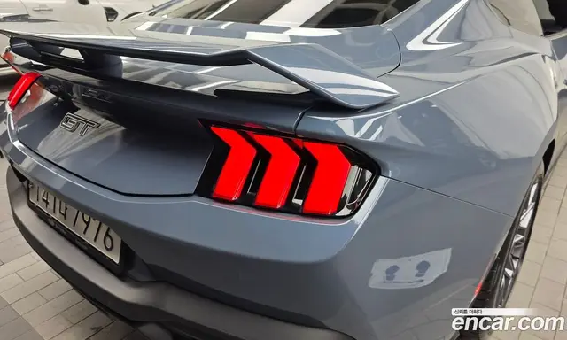 Ford Mustang 2024 5.0 автомат (гидро), миниатюра 9