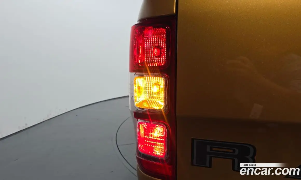 Ford Ranger 2022 2.0 автомат (гидро), фото 9