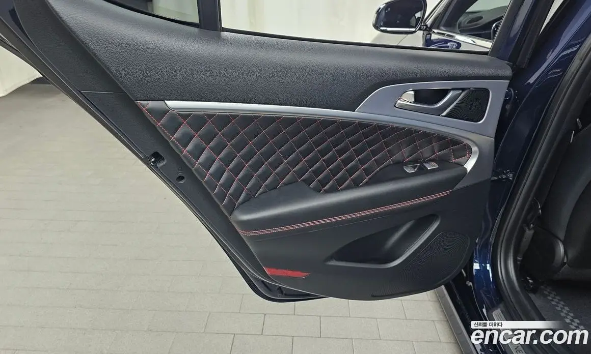 Genesis G70 2019 2.0 автомат (гидро), фото 14