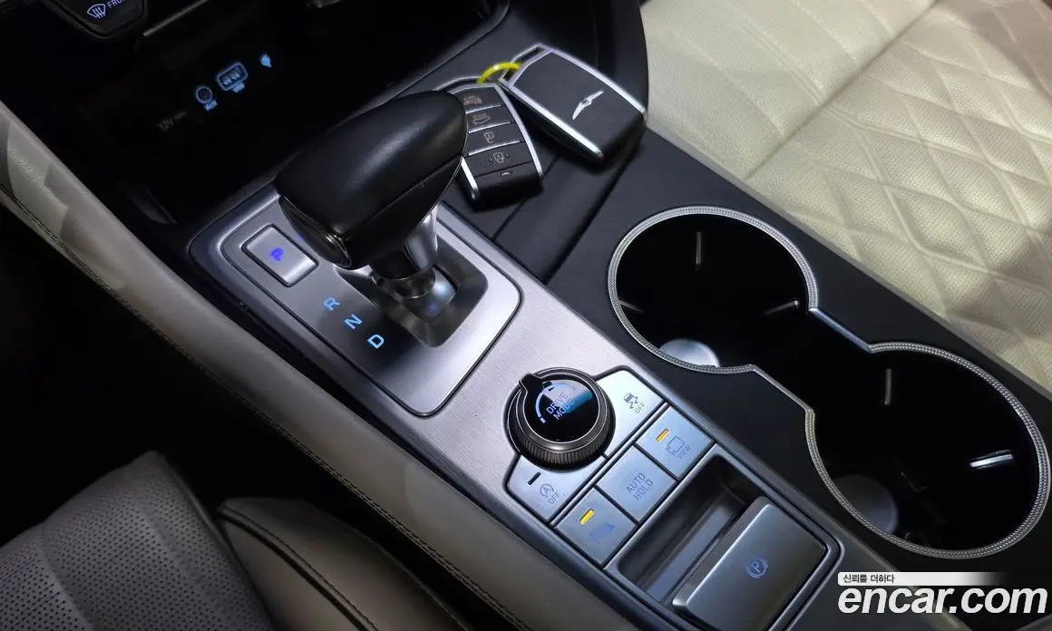 Genesis G70 2019 2.2 автомат (гидро), фото 12 Genesis G70 2019 2.2 автомат (гидро), фото 12