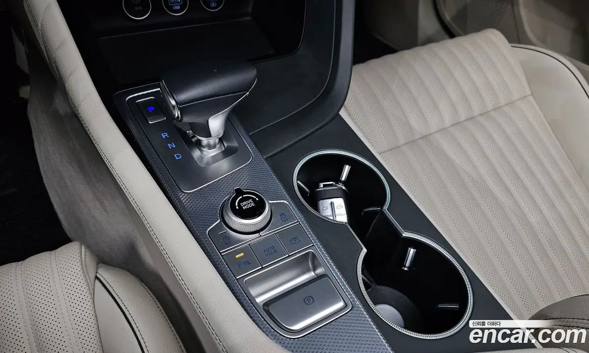 Genesis G70 2021 2.0 автомат (гидро), фото 11 Genesis G70 2021 2.0 автомат (гидро), фото 11