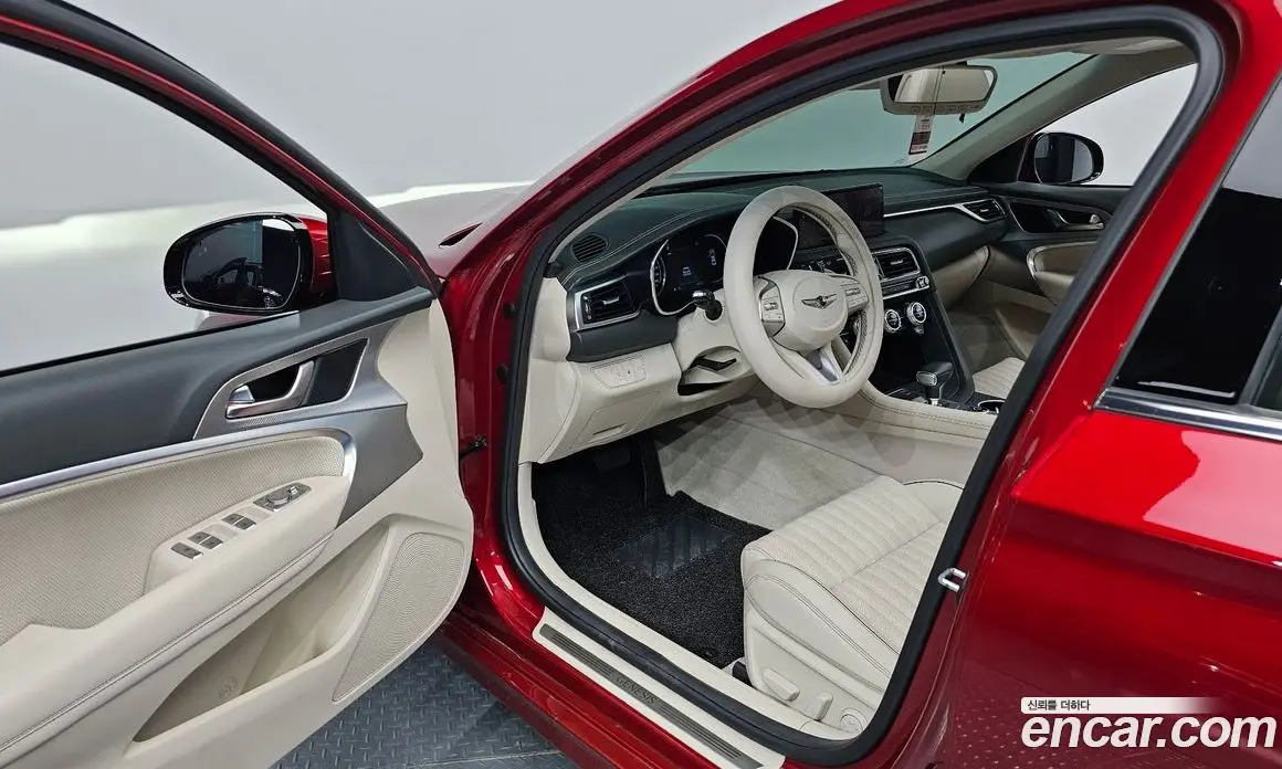 Genesis G70 2021 2.0 автомат (гидро), фото 12 Genesis G70 2021 2.0 автомат (гидро), фото 12