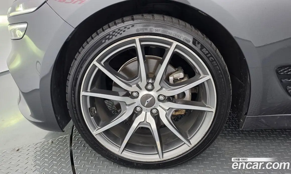Genesis G70 2021 2.0 автомат (гидро), фото 5 Genesis G70 2021 2.0 автомат (гидро), фото 5