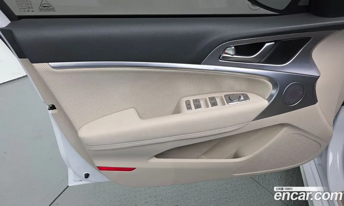 Genesis G70 2022 2.0 автомат (гидро), фото 14