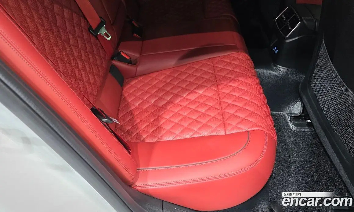 Genesis G70 2023 2.5 автомат (гидро), фото 16 Genesis G70 2023 2.5 автомат (гидро), фото 16