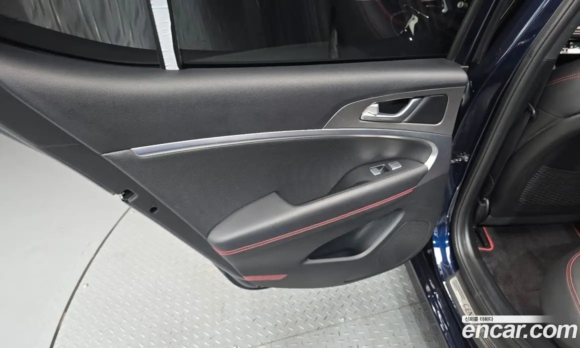 Genesis G70 2024 2.5 автомат (гидро), фото 15 Genesis G70 2024 2.5 автомат (гидро), фото 15