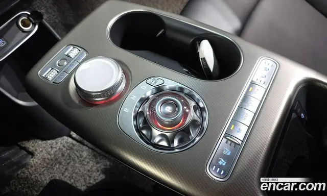 Genesis GV60 2022 0.1 автомат (гидро), миниатюра 12