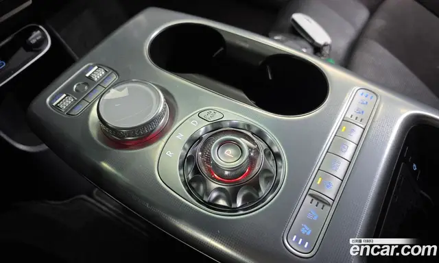 Genesis GV60 2022 0.1 автомат (гидро), миниатюра 12