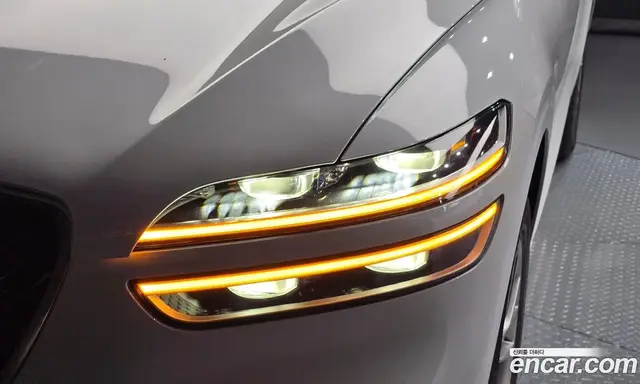 Genesis GV70 2021 2.5 автомат (гидро), миниатюра 8