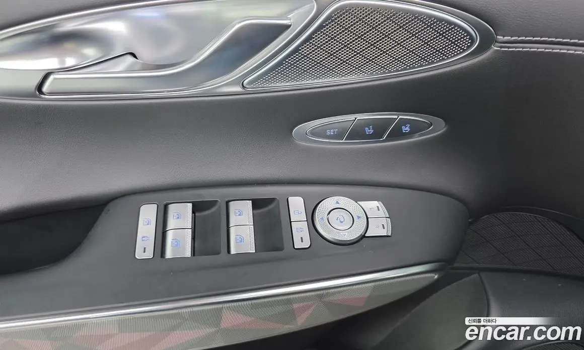 Genesis GV70 2021 3.5 автомат (гидро), фото 19 Genesis GV70 2021 3.5 автомат (гидро), фото 19
