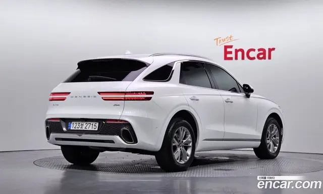 Genesis GV70 2021 2.5 автомат (гидро), миниатюра 2