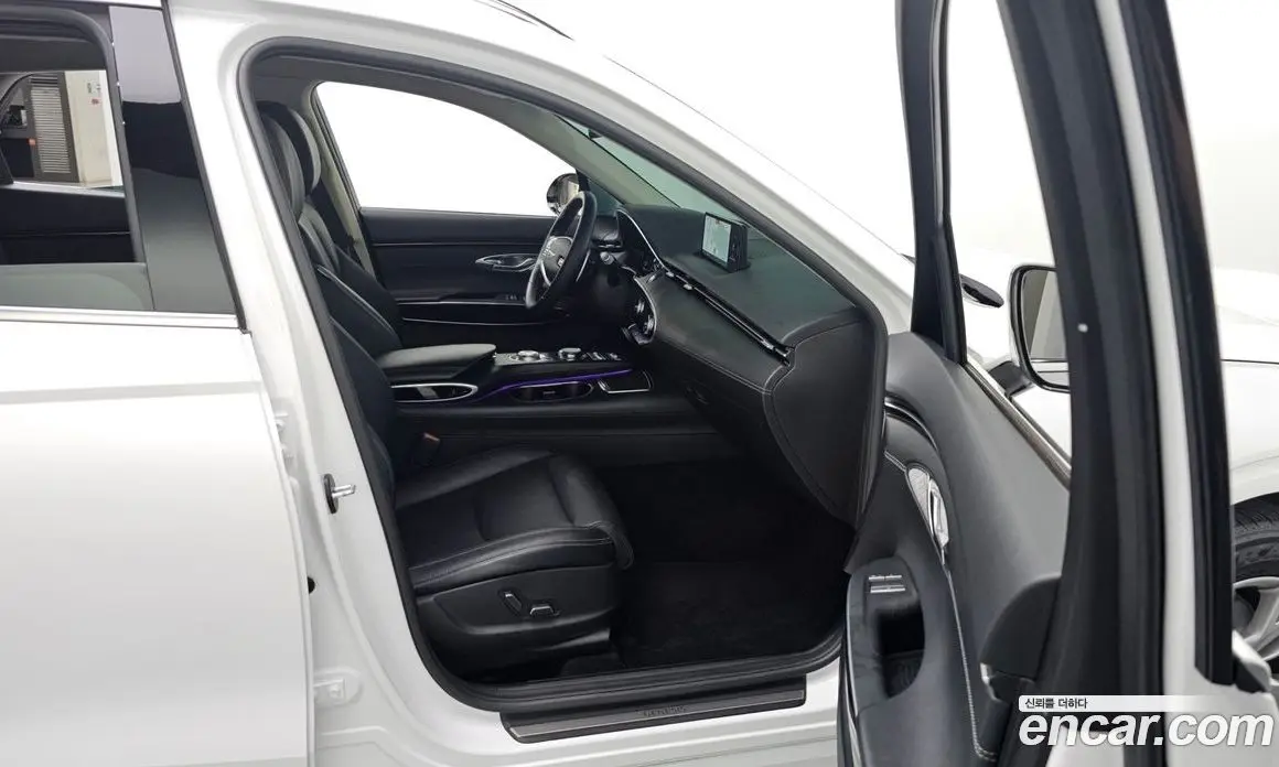 Genesis GV70 2021 2.5 автомат (гидро), фото 16