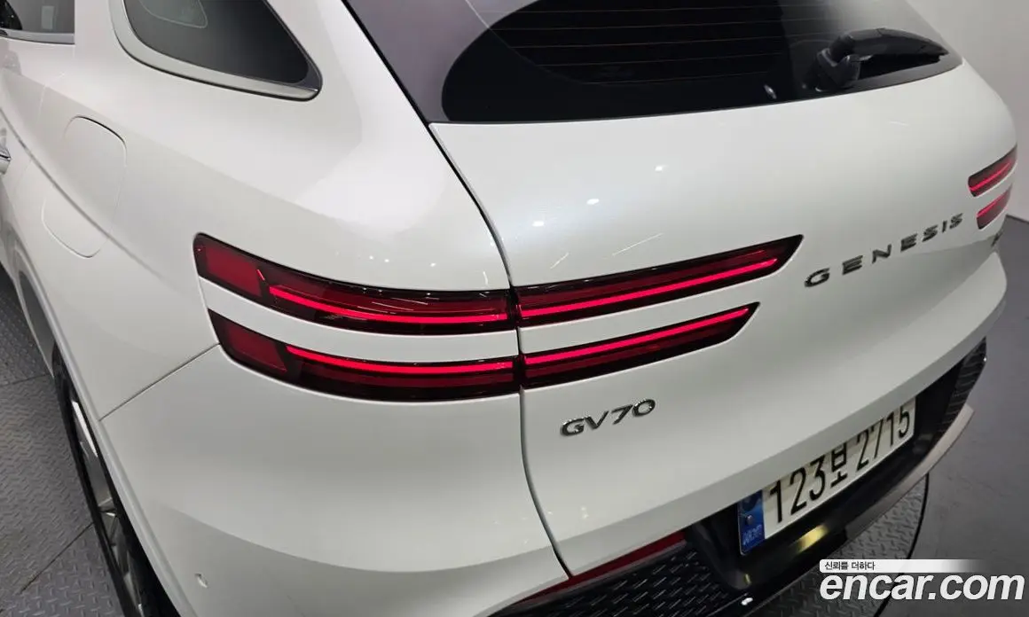 Genesis GV70 2021 2.5 автомат (гидро), фото 9