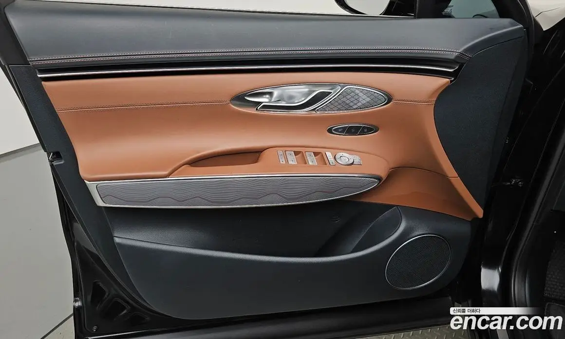 Genesis GV70 2022 2.5 автомат (гидро), фото 14