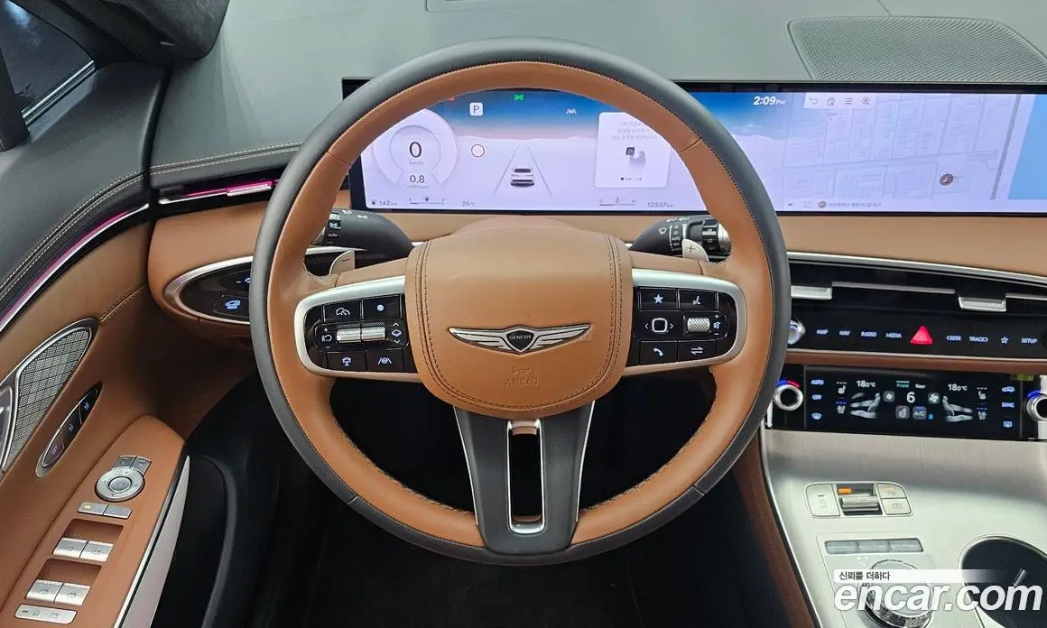 Genesis GV70 2024 2.5 автомат (гидро), фото 18