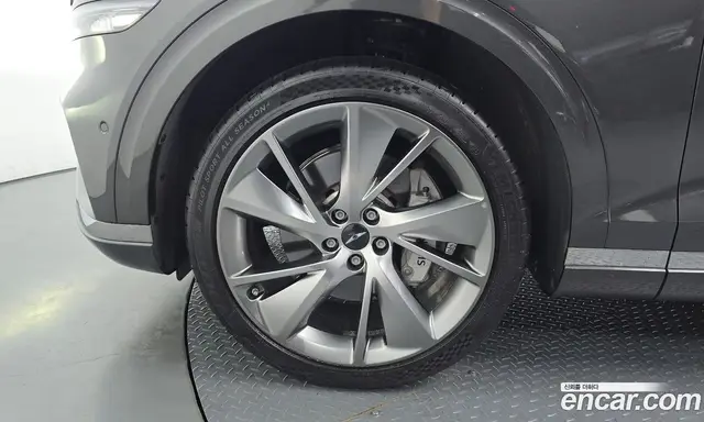 Genesis GV70 2024 2.5 автомат (гидро), миниатюра 4 Genesis GV70 2024 2.5 автомат (гидро), миниатюра 4