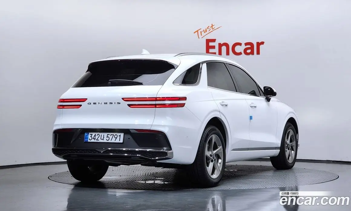 Genesis GV70 2025 2.5 автомат (гидро), фото 2 Genesis GV70 2025 2.5 автомат (гидро), фото 2