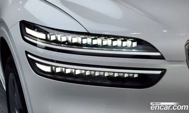 Genesis GV70 2025 2.5 автомат (гидро), миниатюра 8 Genesis GV70 2025 2.5 автомат (гидро), миниатюра 8
