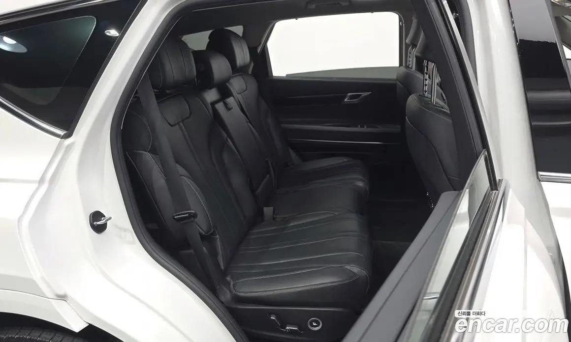 Genesis GV80 2022 2.5 автомат (гидро), фото 17 Genesis GV80 2022 2.5 автомат (гидро), фото 17