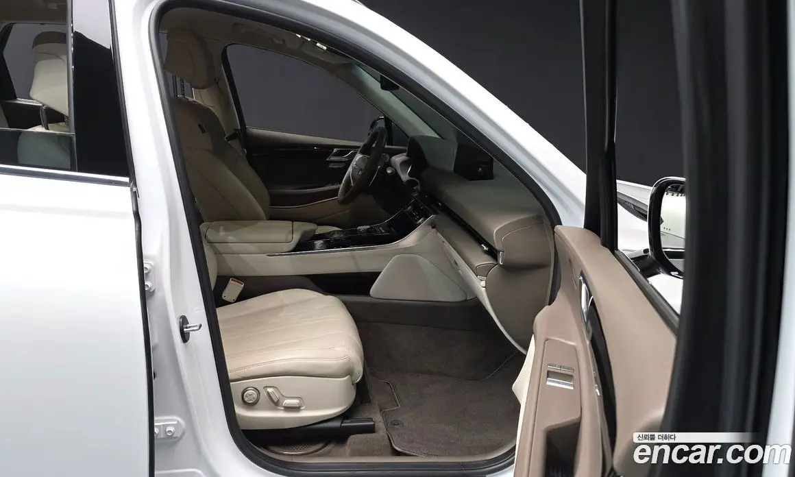 Genesis GV80 2023 2.5 автомат (гидро), фото 17 Genesis GV80 2023 2.5 автомат (гидро), фото 17