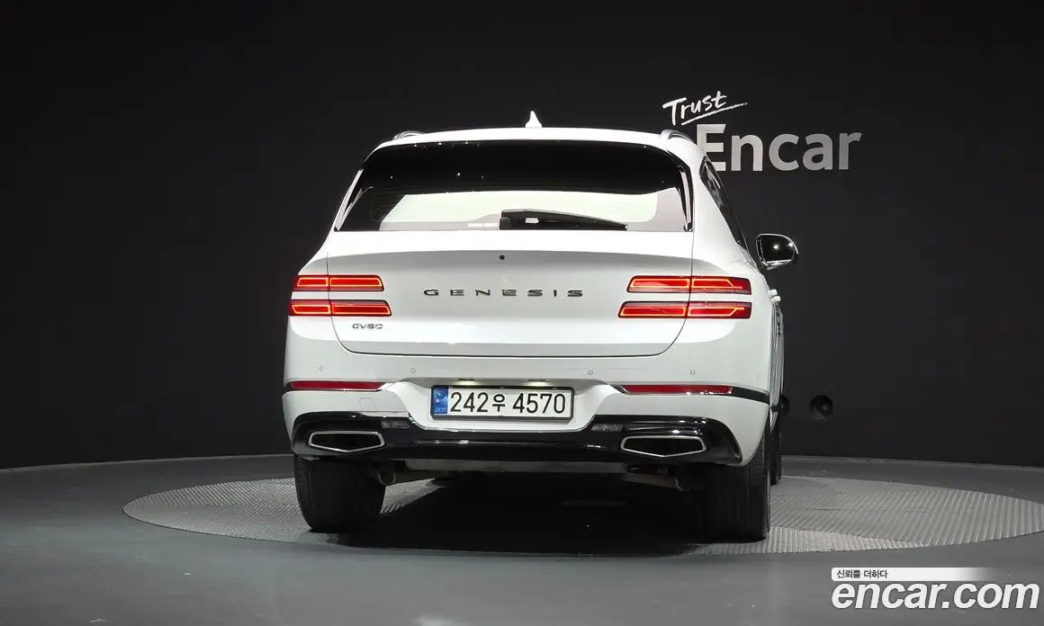 Genesis GV80 2023 2.5 автомат (гидро), фото 4 Genesis GV80 2023 2.5 автомат (гидро), фото 4