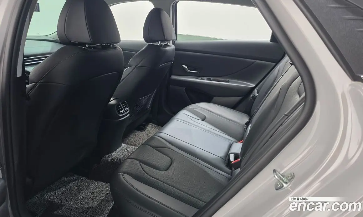Hyundai Avante 2021 1.6 автомат (гидро), фото 17 Hyundai Avante 2021 1.6 автомат (гидро), фото 17