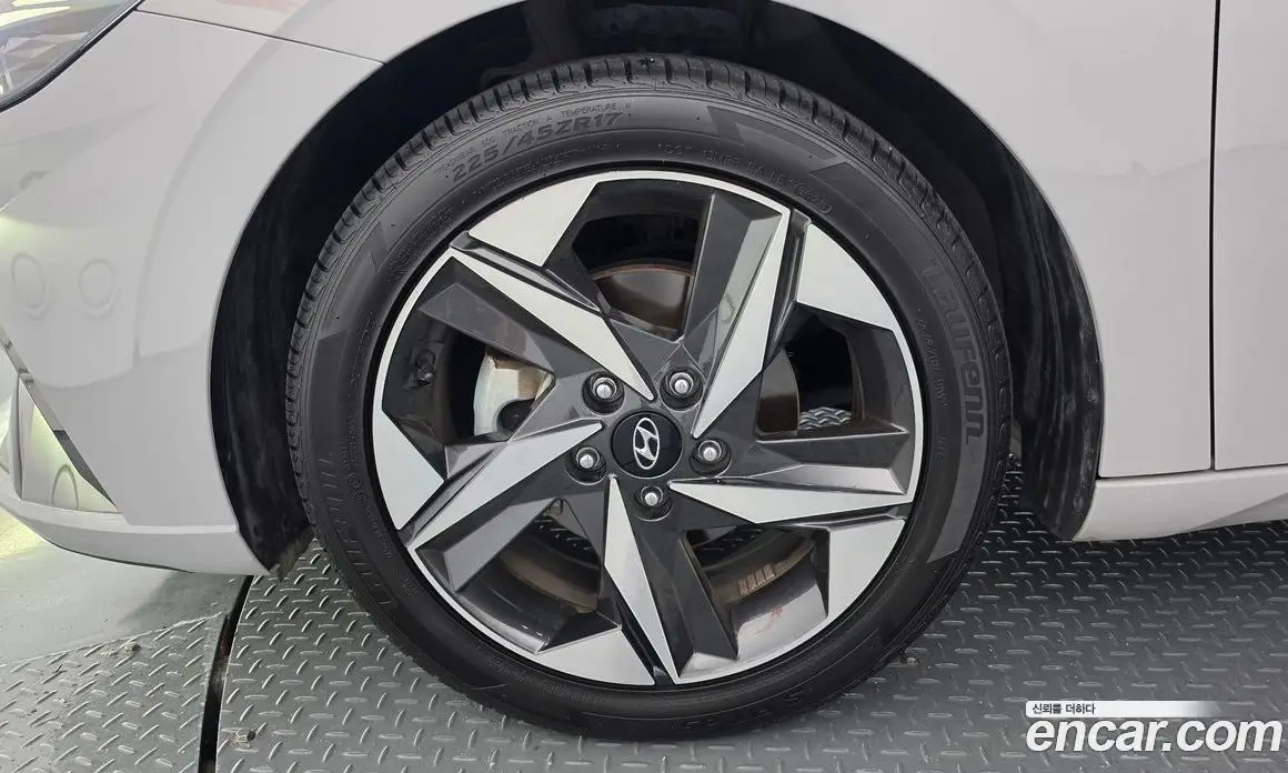 Hyundai Avante 2021 1.6 автомат (гидро), фото 5 Hyundai Avante 2021 1.6 автомат (гидро), фото 5