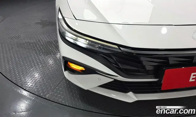 Hyundai Avante 2024 1.6 автомат (гидро), миниатюра 8