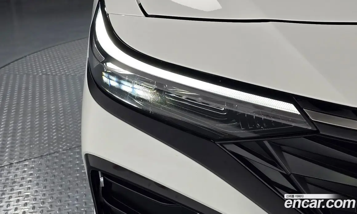 Hyundai Avante 2025 1.6 автомат (гидро), фото 7
