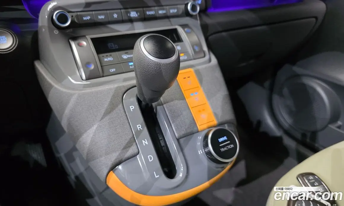 Hyundai Casper 2022 1.0 автомат (гидро), фото 12