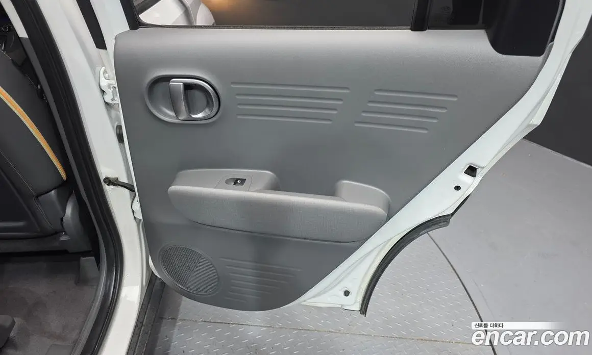 Hyundai Casper 2022 1.0 автомат (гидро), фото 15